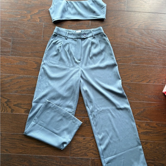 Two Piece Set - Picture 4 of 5